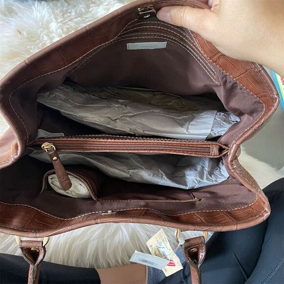 Liz Claiborne Fairbanks Large Brown Tote Bag Women's Spacious Interior - Picture 9 of 9